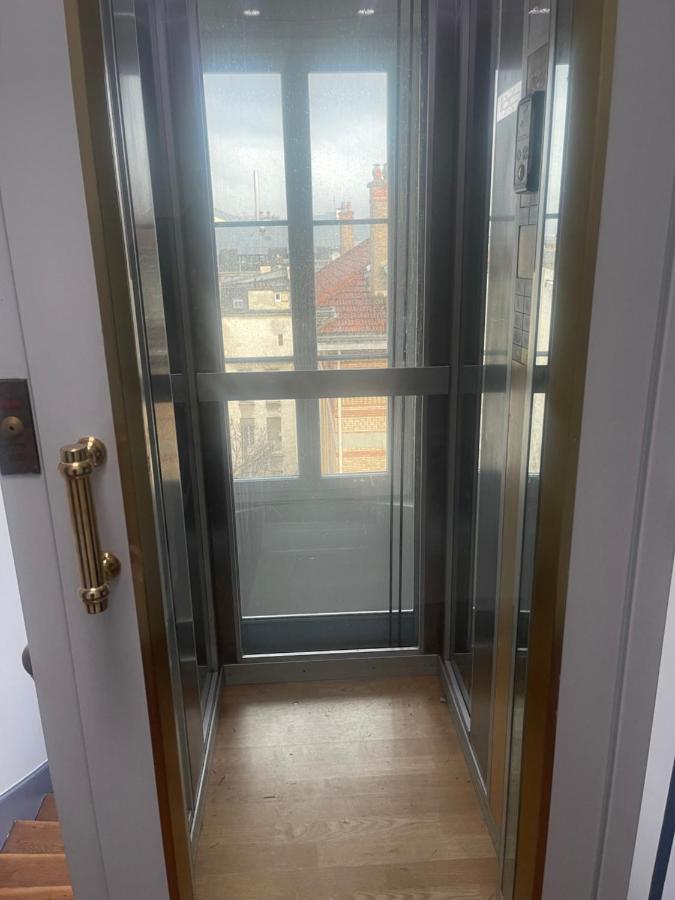 דירות Paris Centre Dernier Etage Vue Ascenseur מראה חיצוני תמונה
