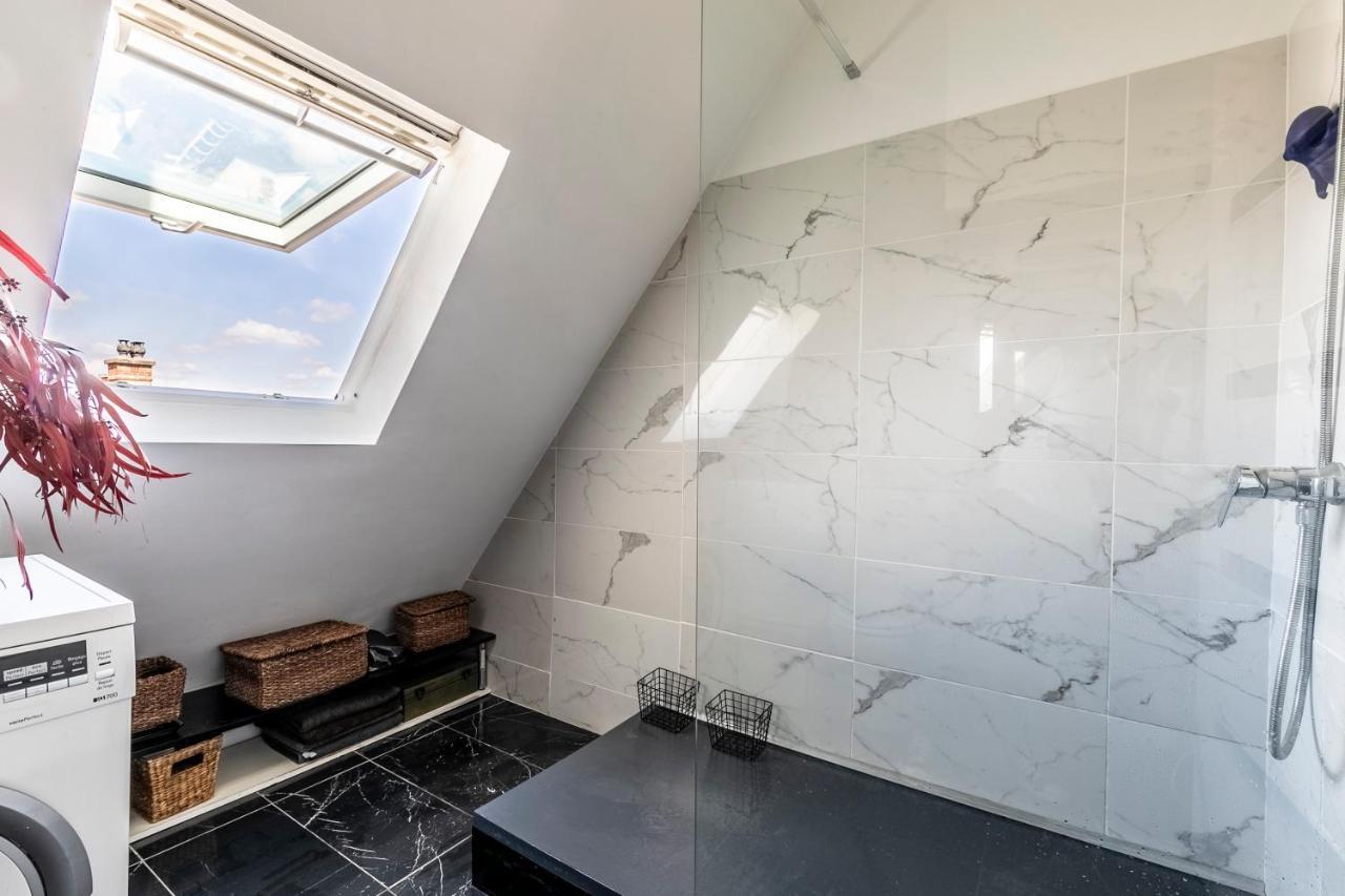 דירות Paris Centre Dernier Etage Vue Ascenseur מראה חיצוני תמונה