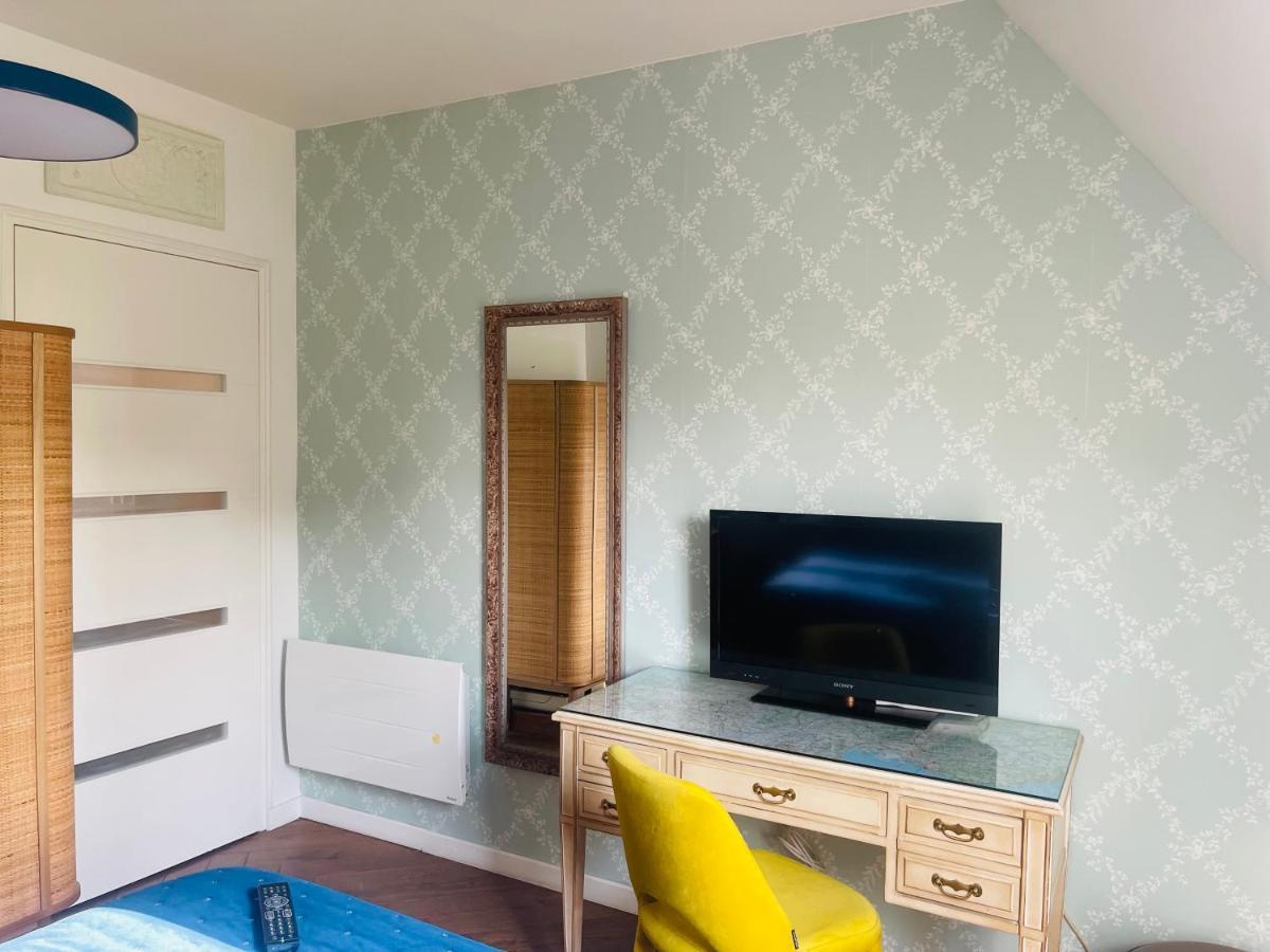 דירות Paris Centre Dernier Etage Vue Ascenseur מראה חיצוני תמונה