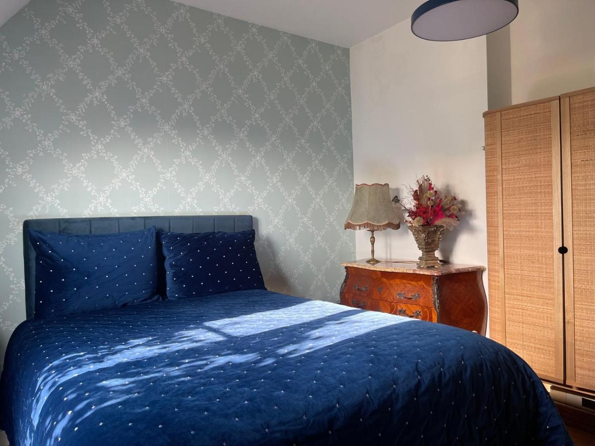 דירות Paris Centre Dernier Etage Vue Ascenseur מראה חיצוני תמונה